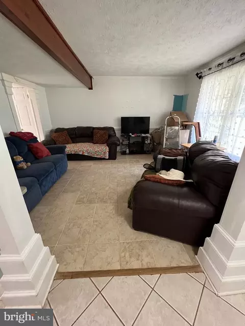 9042 Old Hickory Ct, Manassas, VA 20110 photo 14