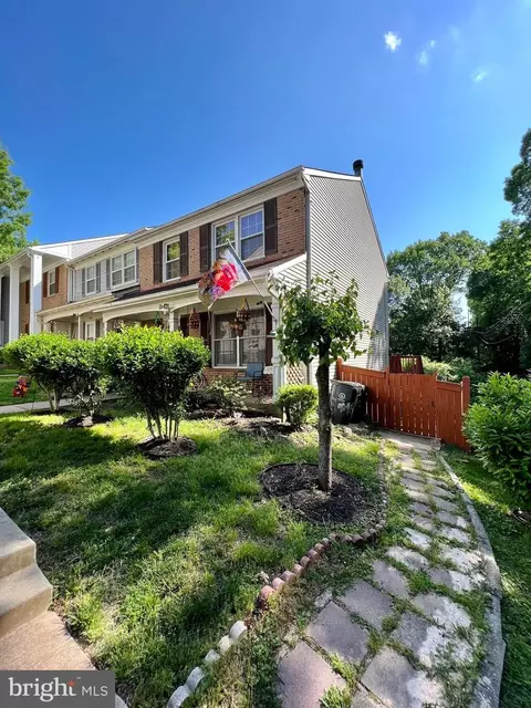9042 Old Hickory Ct, Manassas, VA 20110