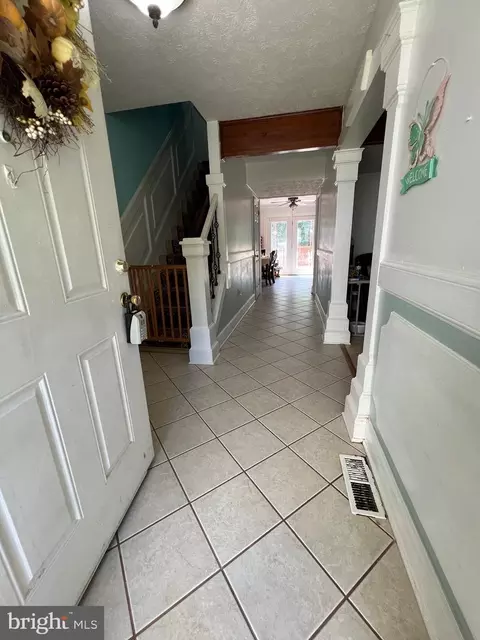 9042 Old Hickory Ct, Manassas, VA 20110 photo 6