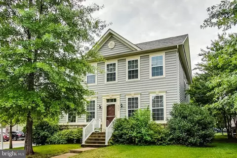 8705 Libeau Dr, Manassas, VA 20110 photo 2