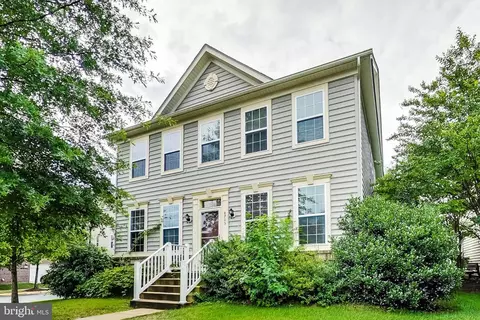 8705 Libeau Dr, Manassas, VA 20110