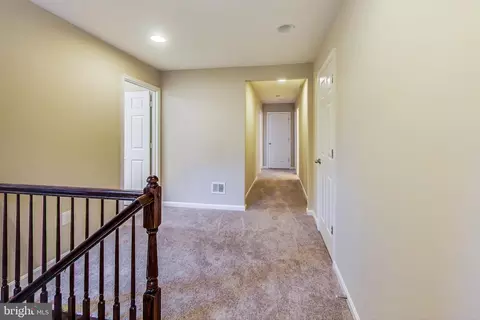 8705 Libeau Dr, Manassas, VA 20110 photo 17