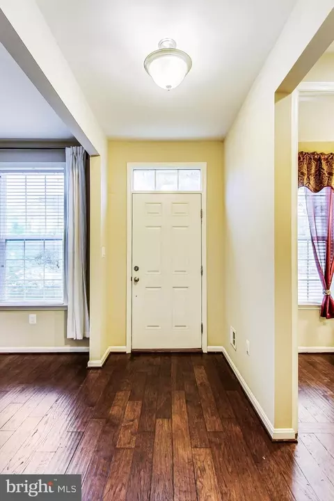 8705 Libeau Dr, Manassas, VA 20110 photo 5