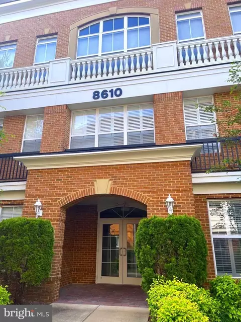 8610 Liberty Trl #101, Manassas, VA 20110