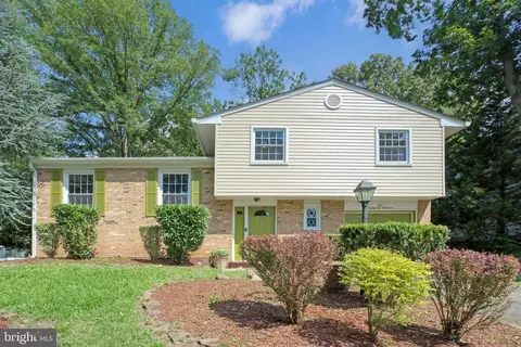 8619 Stonewall Rd, Manassas, VA 20110