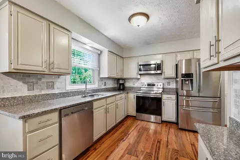 10400 Sorrell Dr, Manassas, VA 20110 photo 11