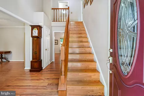 10400 Sorrell Dr, Manassas, VA 20110 photo 5