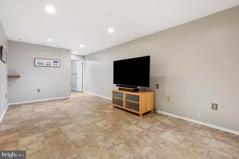 10400 Sorrell Dr, Manassas, VA 20110 photo 32