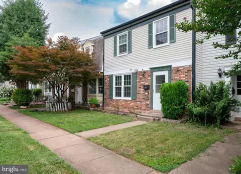 9060 Bonham Cir, Manassas, VA 20110