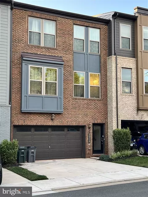 9908 Buchanan Loop, Manassas, VA 20110