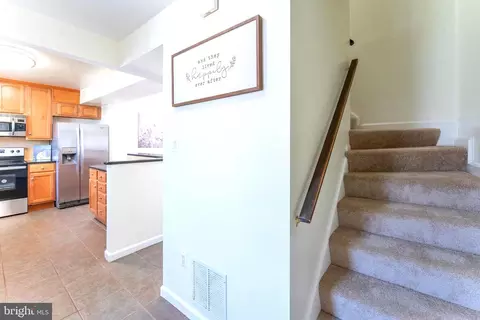 8996 Patterson Pl, Manassas, VA 20110 photo 3