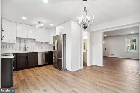 9261 Byrd Dr, Manassas, VA 20110 photo 10