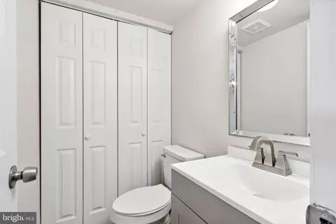 9261 Byrd Dr, Manassas, VA 20110 photo 13