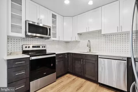 9261 Byrd Dr, Manassas, VA 20110 photo 11