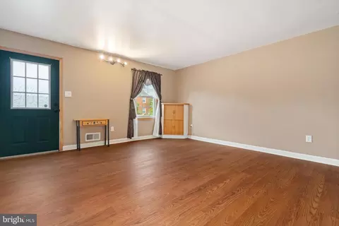 9429 Taney Rd, Manassas, VA 20110 photo 4