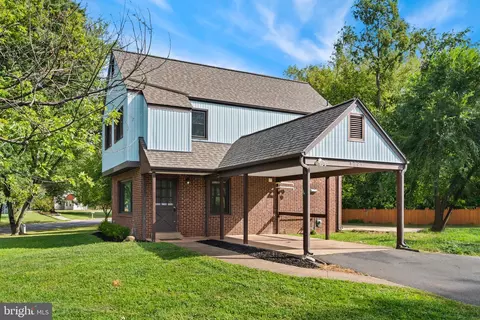 8701 Artillery Rd, Manassas, VA 20110