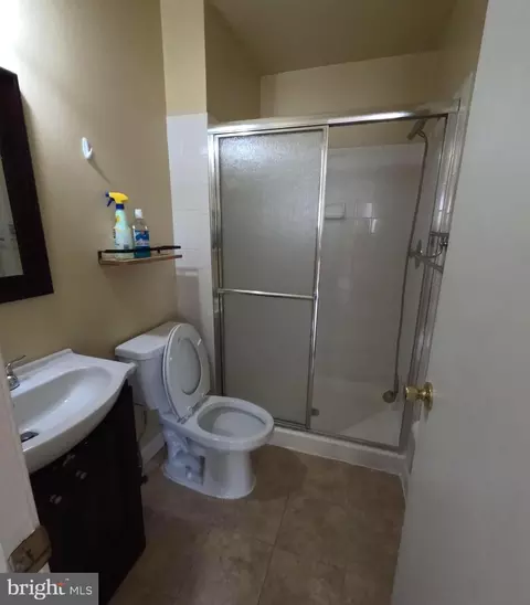 9149 Stevens Ct, Manassas, VA 20110 photo 2