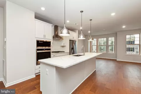 9354 Barnes Loop, Manassas, VA 20110 photo 3