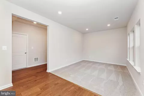 9354 Barnes Loop, Manassas, VA 20110 photo 5