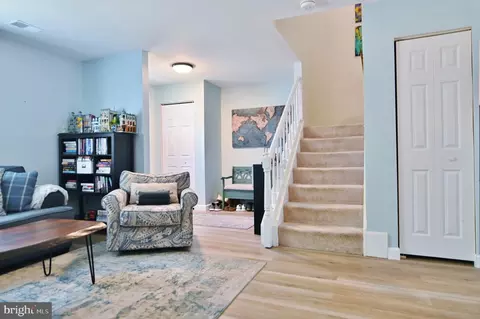 9040 Bonham Cir, Manassas, VA 20110 photo 7