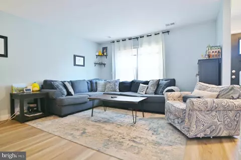 9040 Bonham Cir, Manassas, VA 20110 photo 6