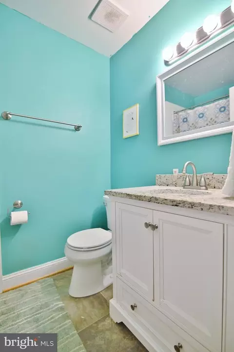 9040 Bonham Cir, Manassas, VA 20110 photo 18