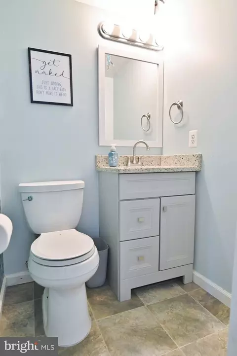 9040 Bonham Cir, Manassas, VA 20110 photo 12