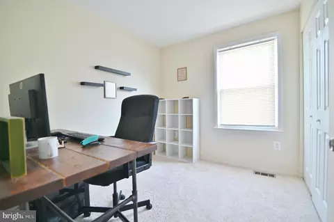 9040 Bonham Cir, Manassas, VA 20110 photo 20