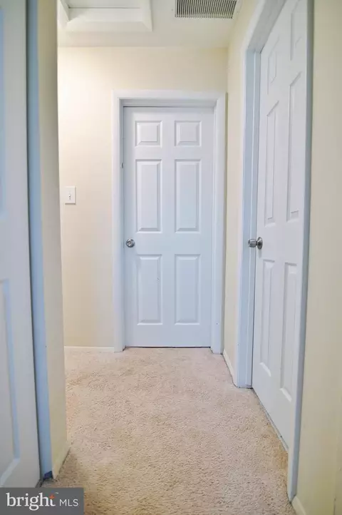 9040 Bonham Cir, Manassas, VA 20110 photo 14