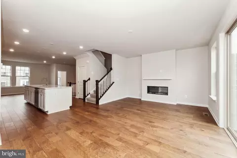 9374 Barnes Loop, Manassas, VA 20110 photo 7