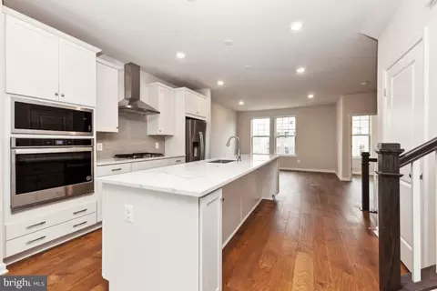 9374 Barnes Loop, Manassas, VA 20110 photo 5