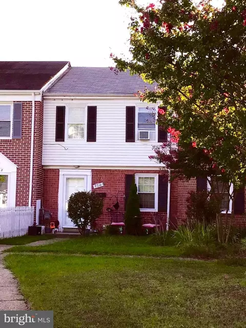 9716 Grant Ave, Manassas, VA 20110
