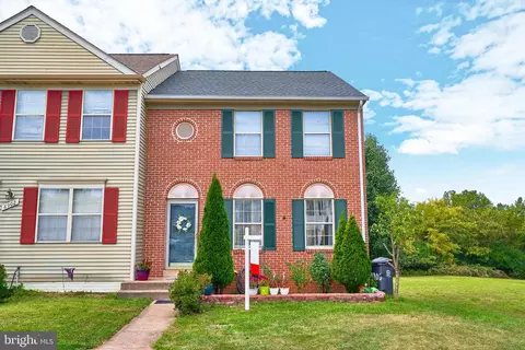 8900 Princeton Park Dr, Manassas, VA 20110