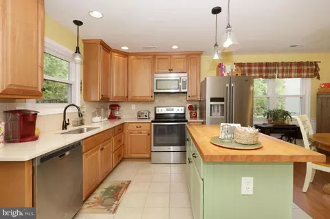 8576 Adamson St, Manassas, VA 20110 photo 13