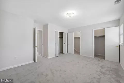 8524 Piney Point Ct, Manassas, VA 20110 photo 12
