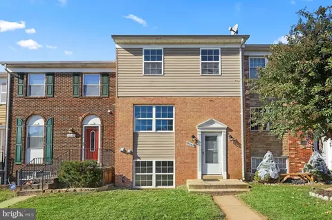 8340 Shady Grove Cir, Manassas, VA 20110