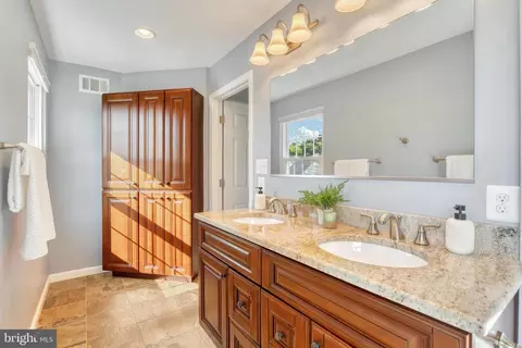 10157 Allwood Ct, Manassas, VA 20110 photo 23