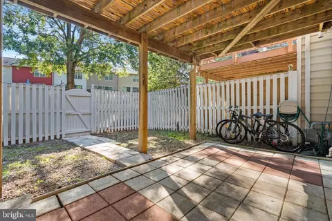 10202 Chervil Ct, Manassas, VA 20110 photo 32