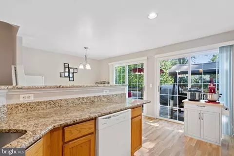 10202 Chervil Ct, Manassas, VA 20110 photo 10