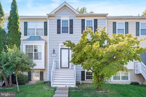 10202 Chervil Ct, Manassas, VA 20110