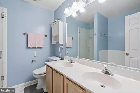 10202 Chervil Ct, Manassas, VA 20110 photo 12