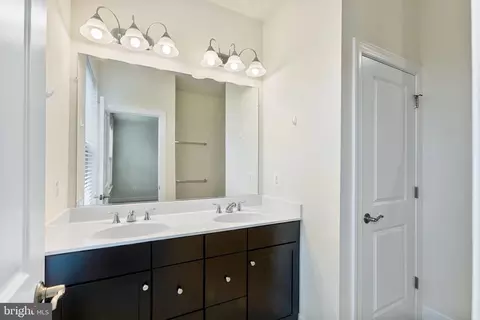 10491 Davis Pl, Manassas, VA 20110 photo 20
