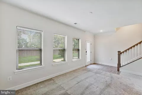 10491 Davis Pl, Manassas, VA 20110 photo 14