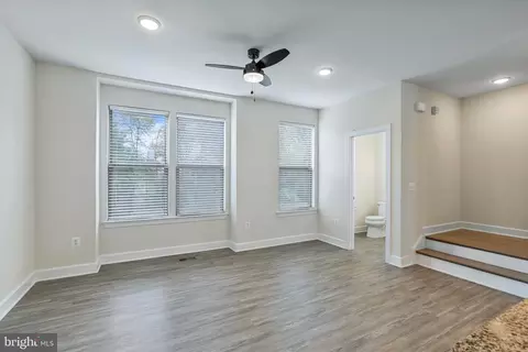 10491 Davis Pl, Manassas, VA 20110 photo 11