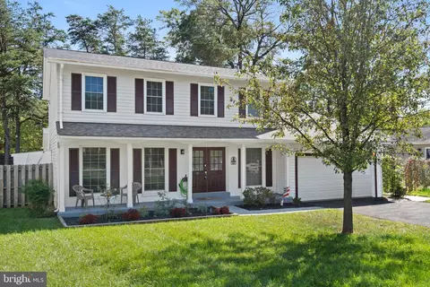 8959 Jasmine Ct, Manassas, VA 20110