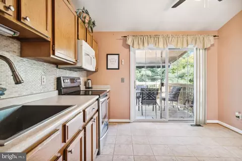 10123 Wimbledon Ct, Manassas, VA 20110 photo 15