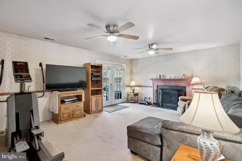 10123 Wimbledon Ct, Manassas, VA 20110 photo 25