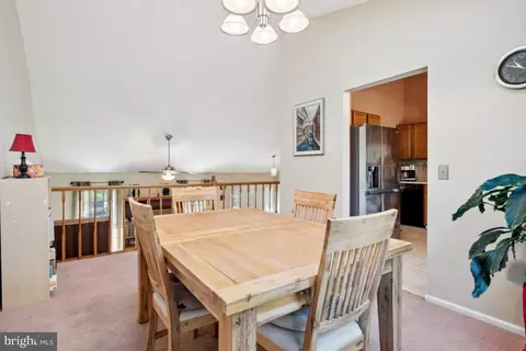 10123 Wimbledon Ct, Manassas, VA 20110 photo 13