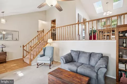 10123 Wimbledon Ct, Manassas, VA 20110 photo 9