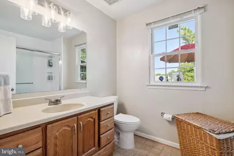 10123 Wimbledon Ct, Manassas, VA 20110 photo 23